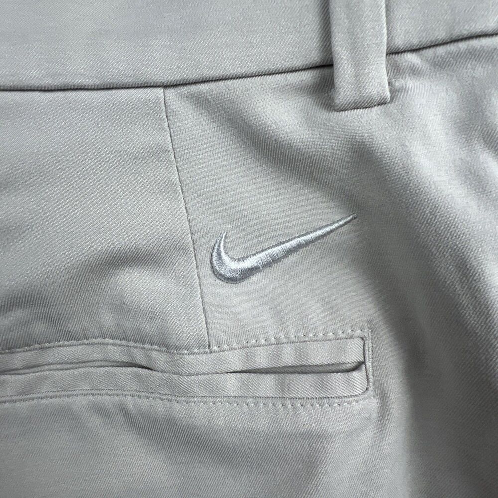 Nike Golf Shorts Size 34 - Picture 3 of 7